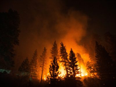 The Bridge Fire burns the mountain communities to the northeast of Los Angeles, in Wrightwood, California. REUTERS/Ringo Chiu